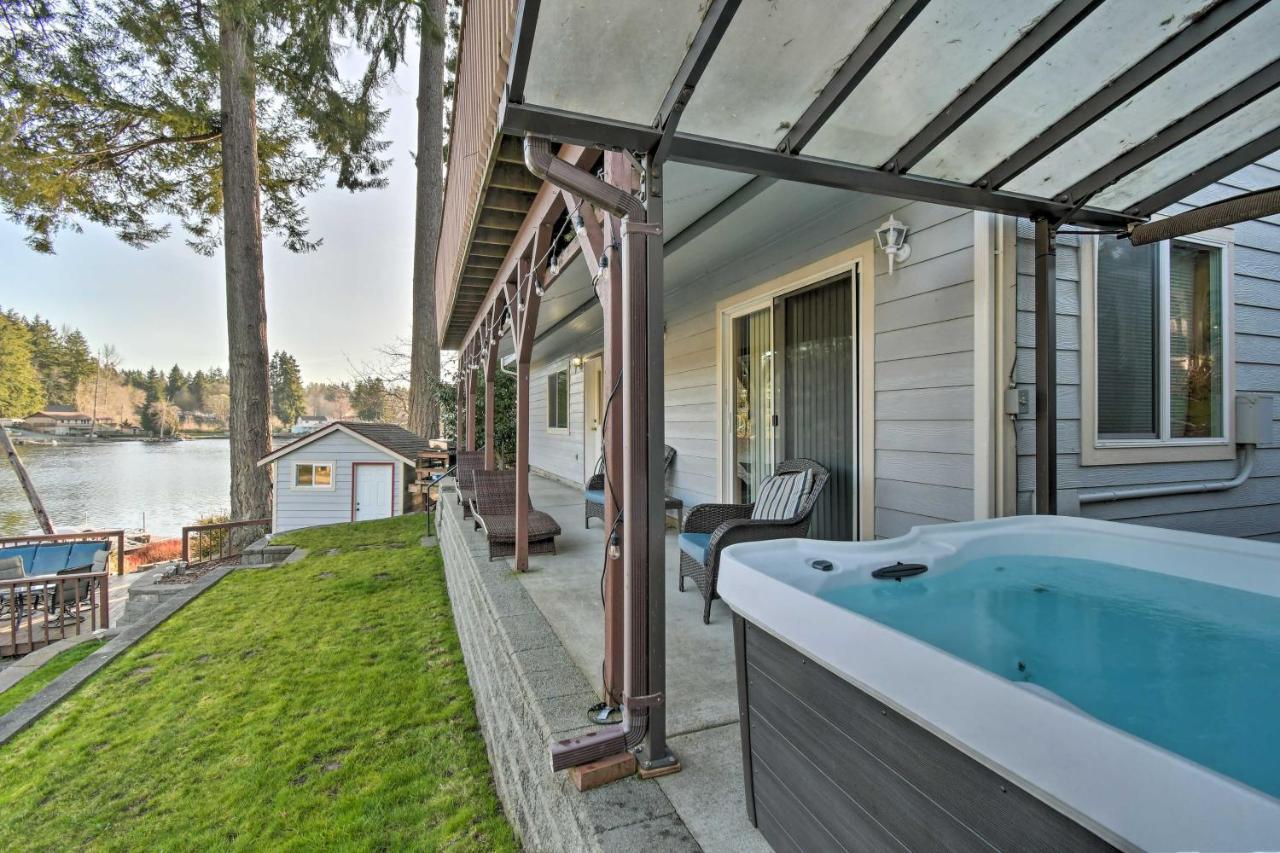 The Peacock House - Waterfront Home With Hot Tub! Олимпия Экстерьер фото